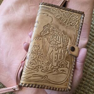 Embossed Western Leather Vintage Wallet